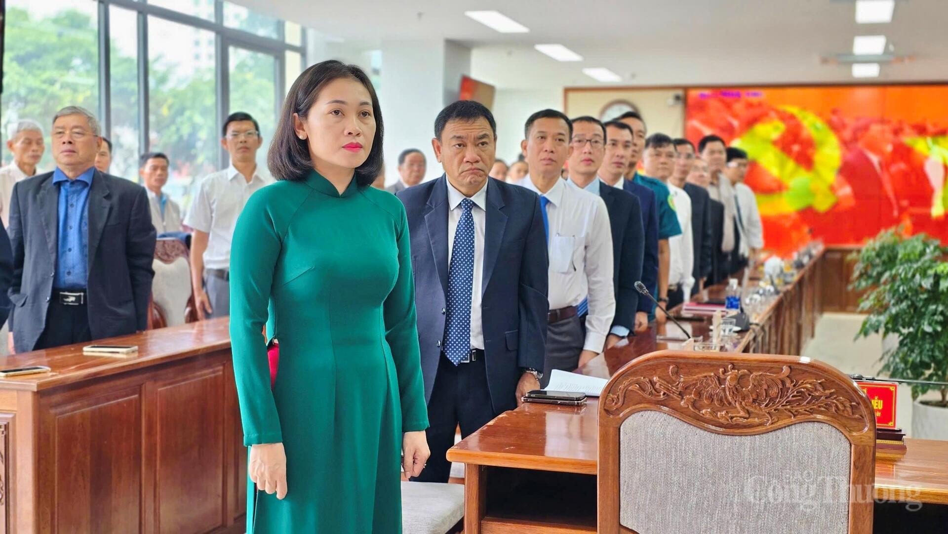 Quang cảnh lễ công bố nghị quyết, các quyết định tại điểm cầu phường Pleiku. Ảnh: Hiền Mai