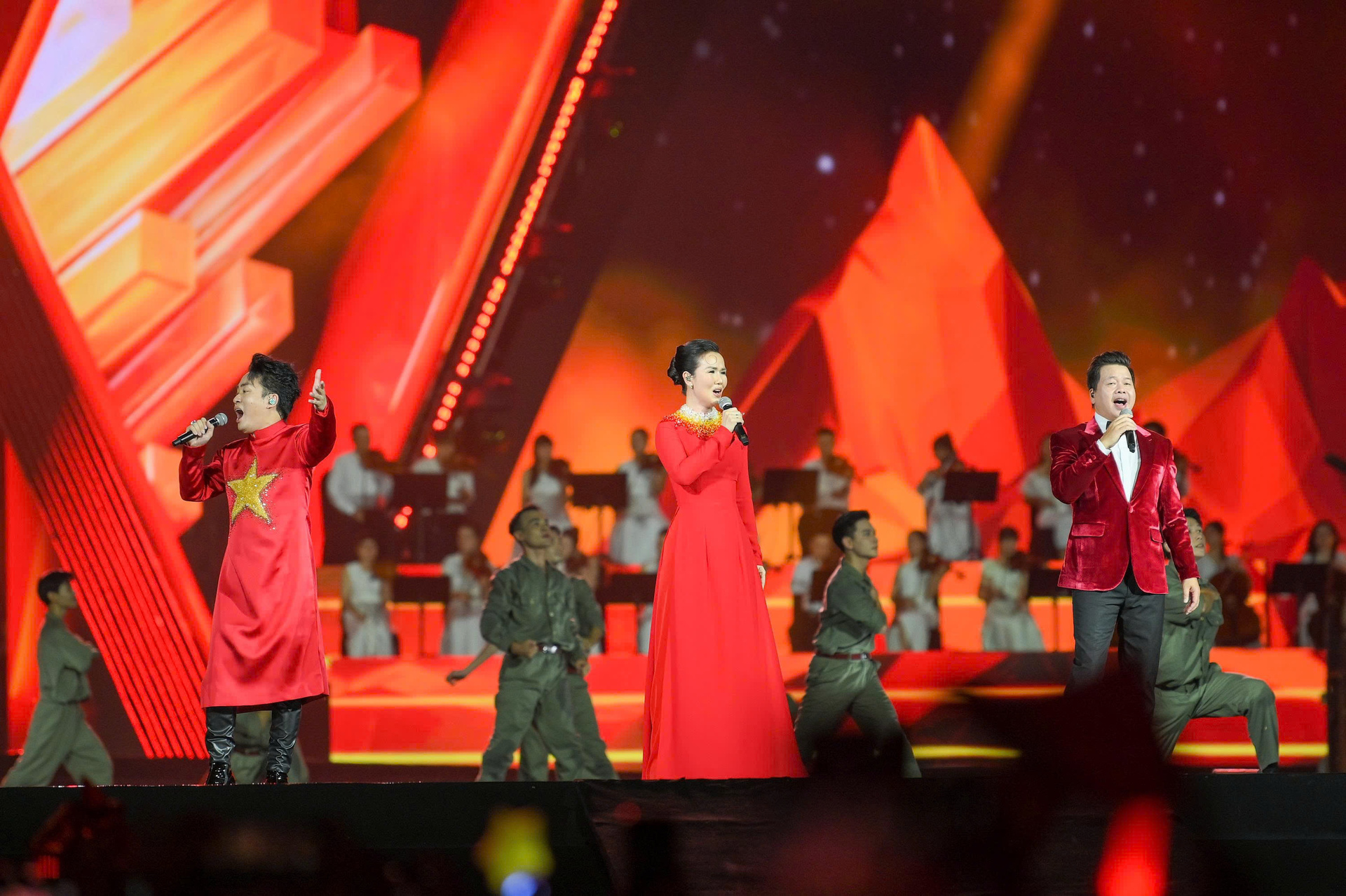 Các nghệ sĩ tham gia "concert quốc gia" - Tổ quốc trong tim