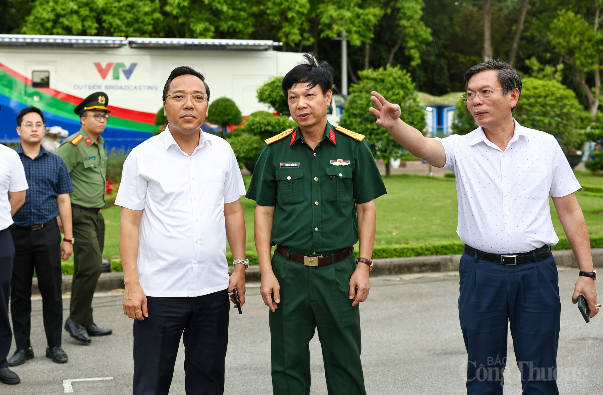 قدم المدير العام لشركة EVNHANOI نجوين آنه توان تقريرا عن إمدادات الطاقة قبل الاحتفال باليوم الوطني في 2 سبتمبر.