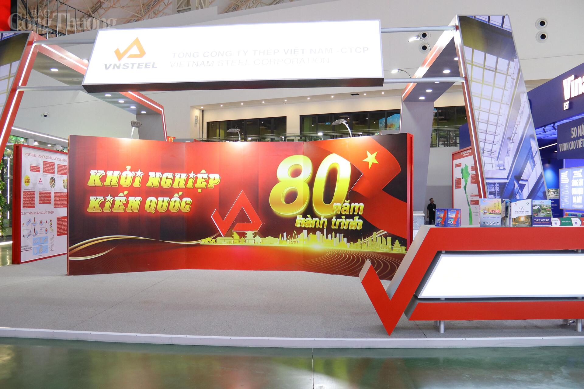 Không gian trưng bày của Tổng công ty Thép Việt Nam. Ảnh: Thanh Tuấn