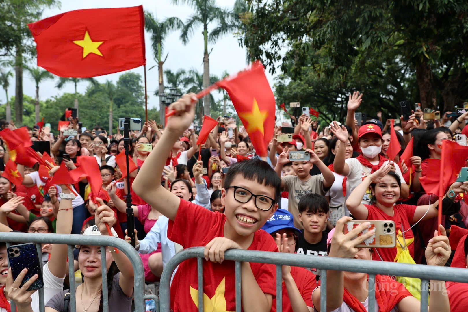 Dàn khí tài, xe đặc chủng hùng mạnh thẳng tiến về Quảng trường Ba Đình - 18