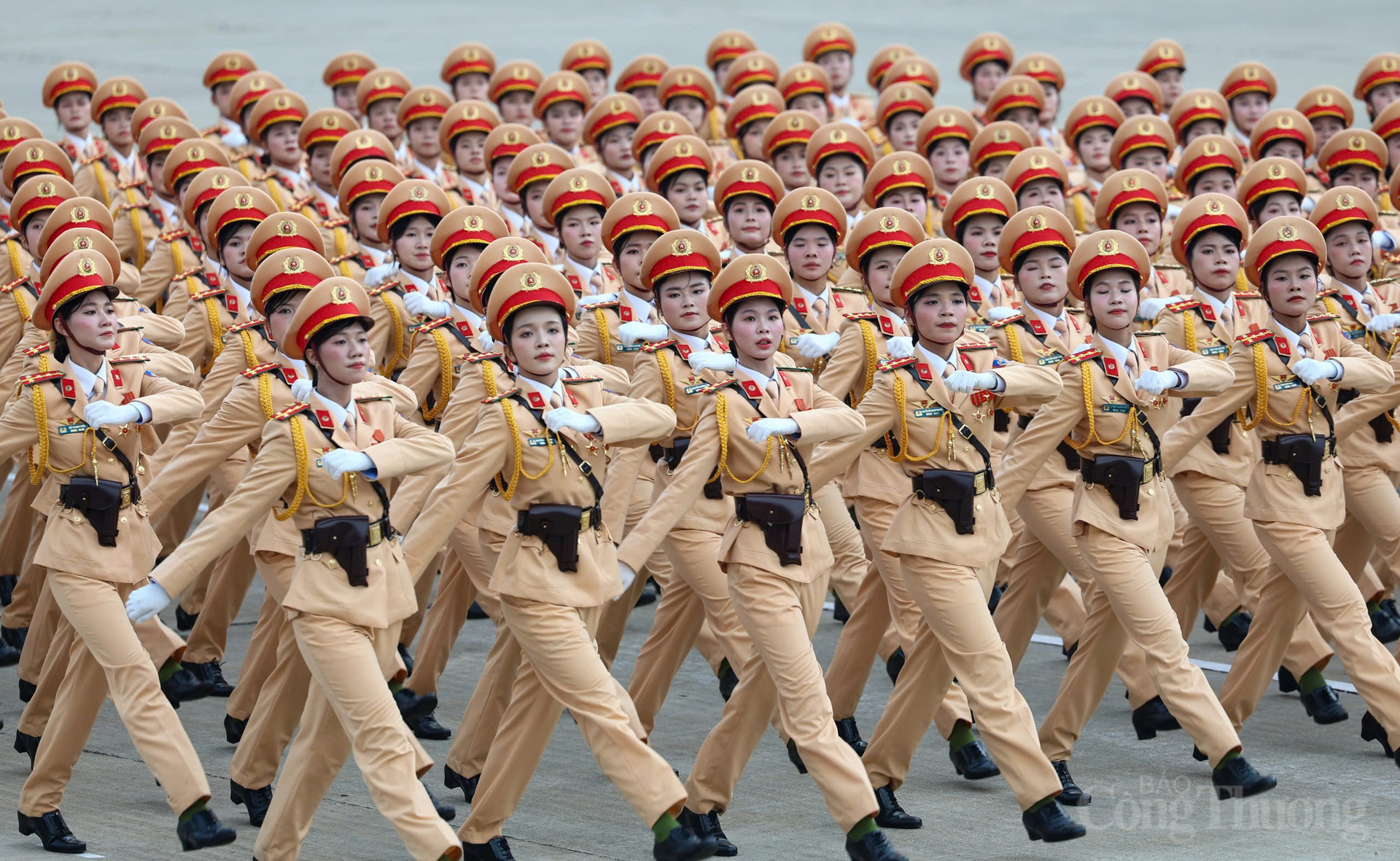 Khối Nữ sĩ quan cảnh sát giao thông