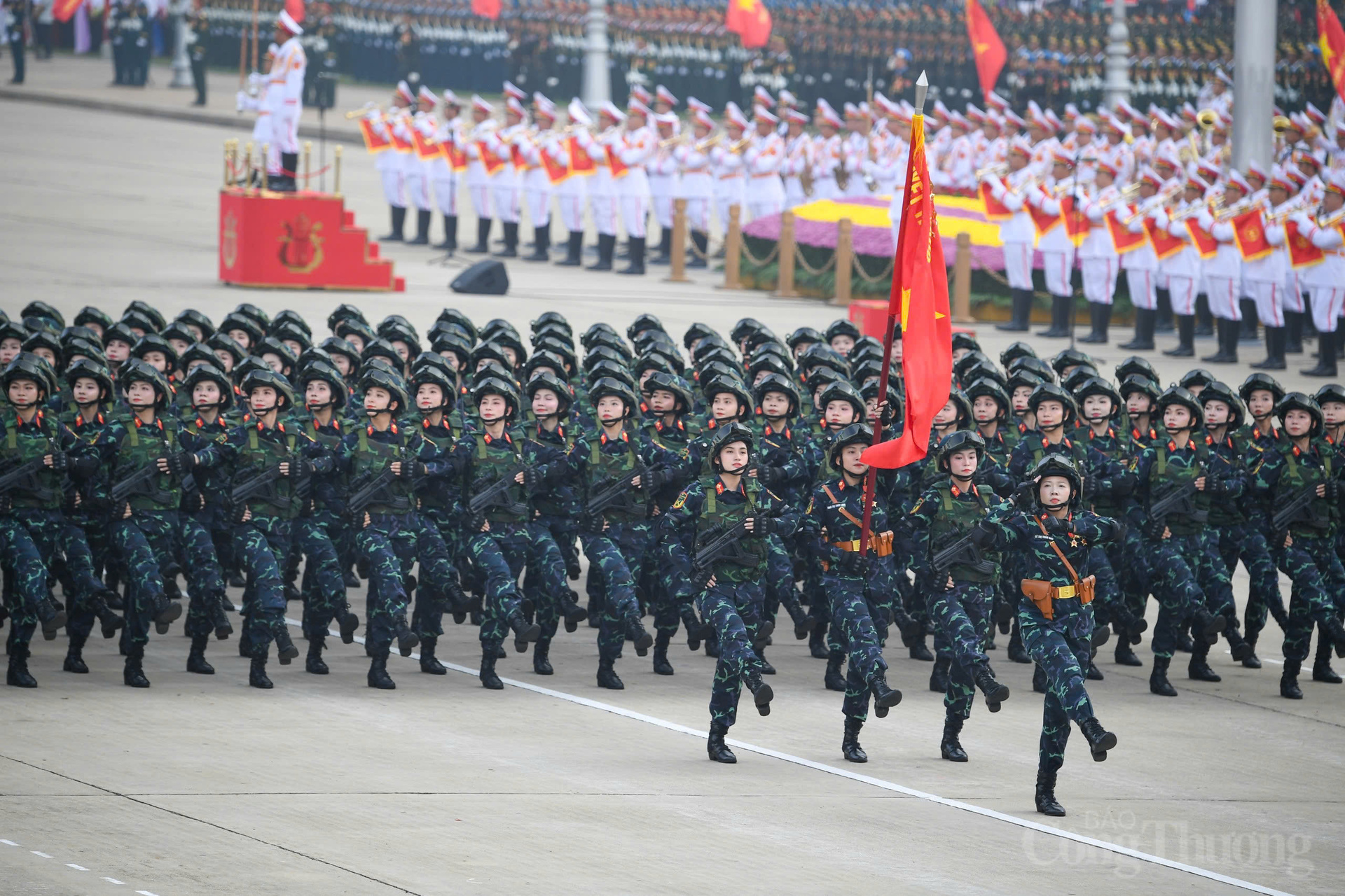 Với sự mưu trí, sáng tạo và cách đánh bí mật, bất ngờ, táo bạo vào các cơ quan đầu não của địch, làm cho quân thù kinh hồn bạt vía. Chúng ta cùng tự hào về những nữ chiến sĩ Biệt động anh hùng, những người đã góp phần làm nên chiến thắng vĩ đại của dân tộc.