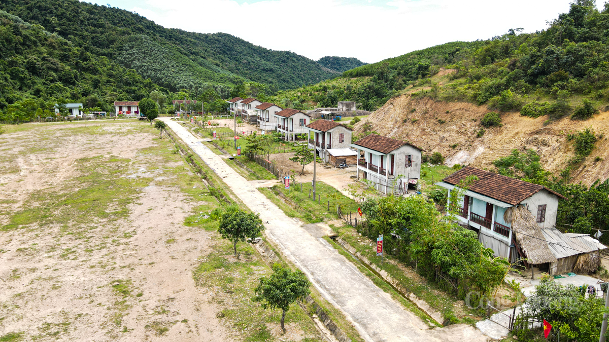 Lớp học đặc biệt trên đỉnh Giăng Màn - 14