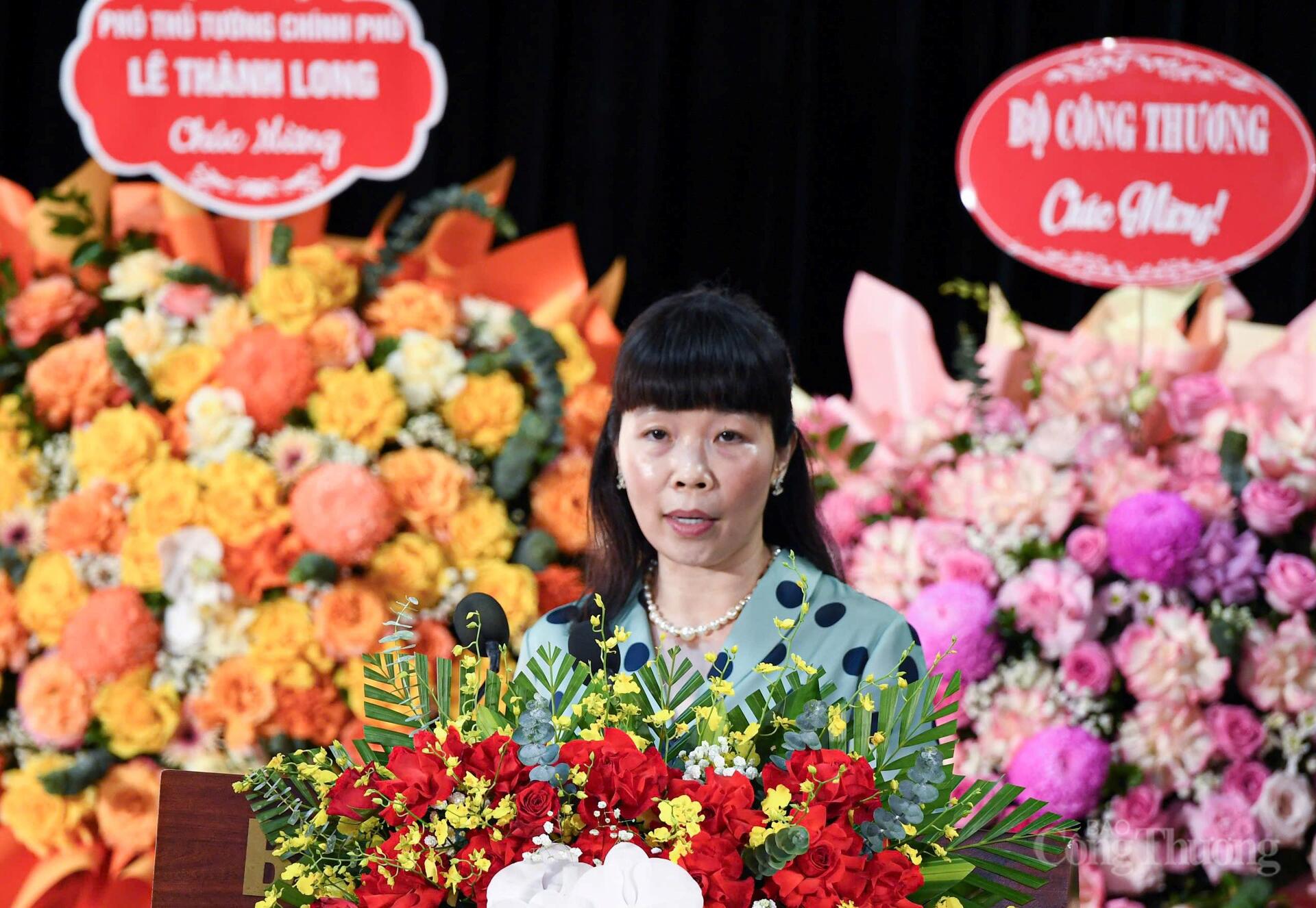 Phó Vụ trưởng Vụ Chính sách thương mại đa biên, Bộ Công Thương Phạm Quỳnh Mai phát biểu tại Đại hội.