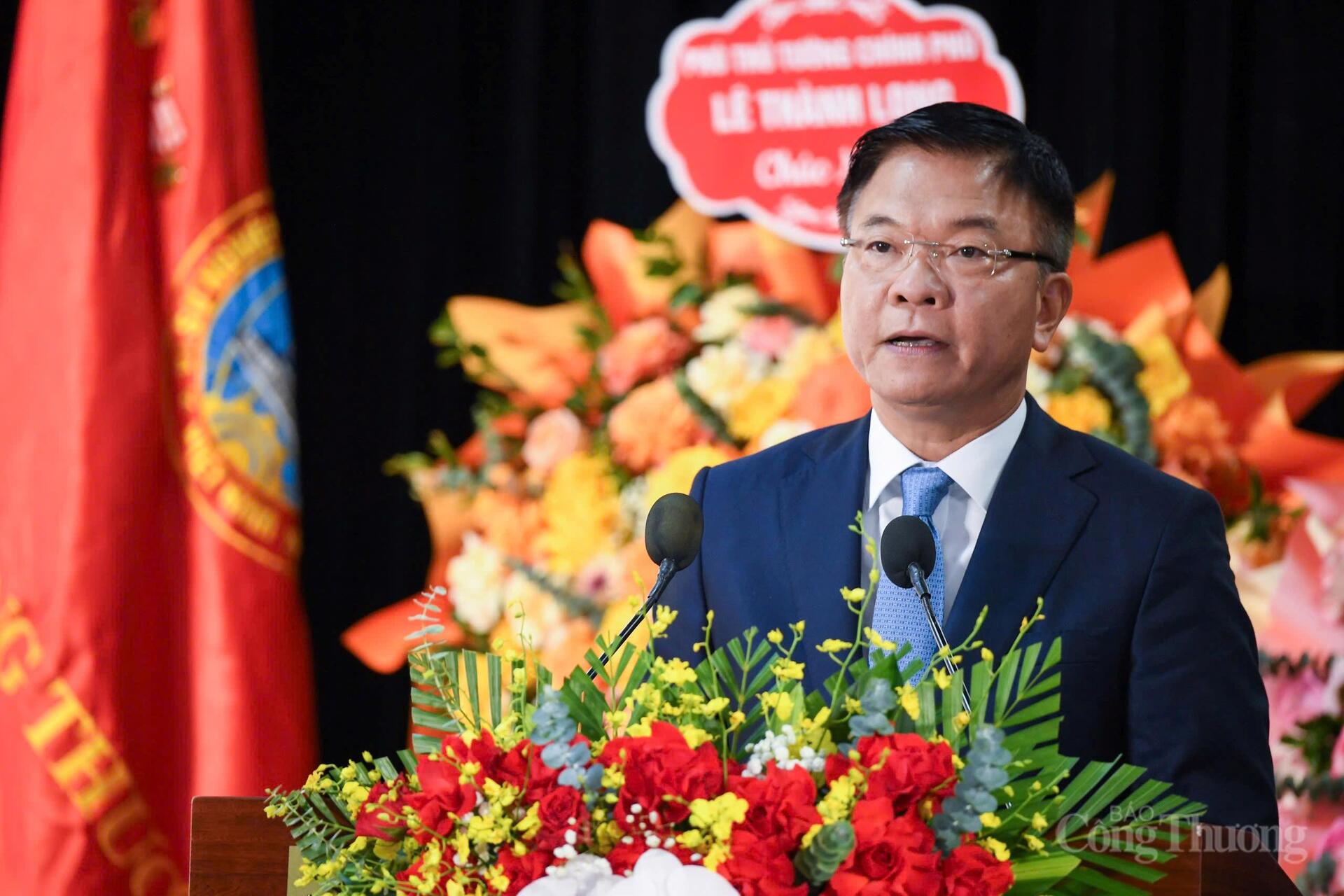 Phó Thủ tướng Lê Thành Long phát biểu tại Đại hội Thi đua yêu nước ngành Công Thương lần thứ IV, giai đoạn 2025 - 2030.