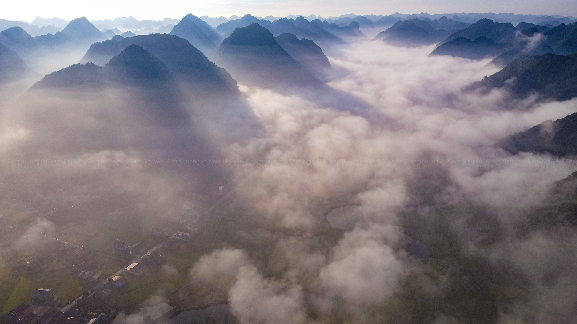 Sớm thung lũng Bắc Sơn, với tay chạm tới mây trời - 3