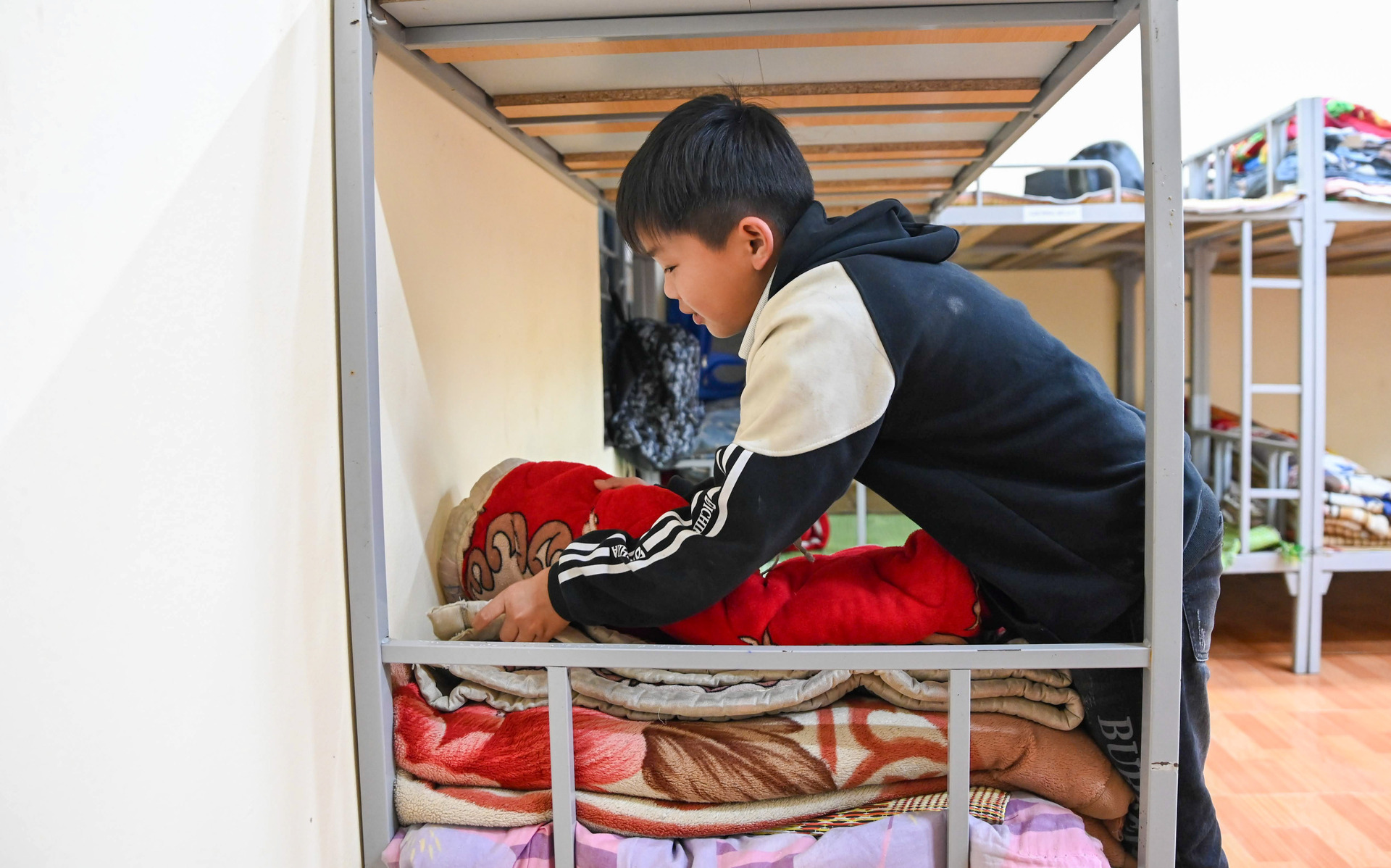 Tặng nhà bán trú và hàng nghìn áo giữ nhiệt cho đồng bào dân tộc Tuyên Quang - 7