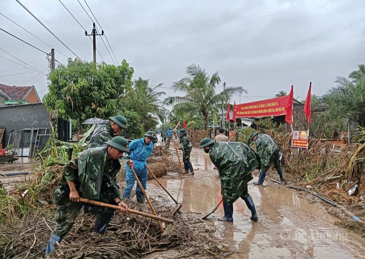 Giữa thiên tai, nghĩa tình quân dân thành điểm tựa - 6