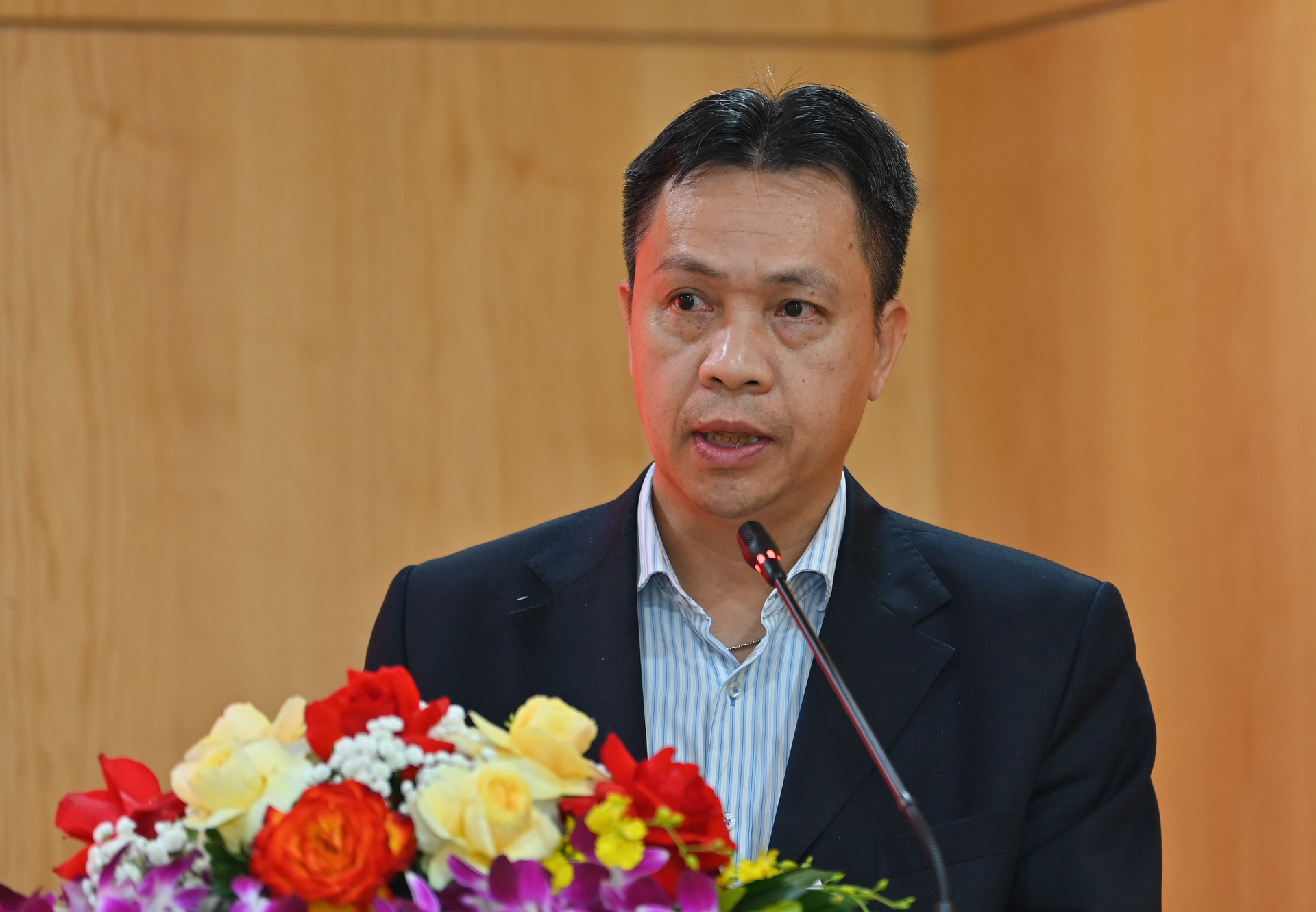 Chùm ảnh: Hội nghị tổng kết công tác Đảng năm 2025 và triển khai nhiệm vụ năm 2026 của Đảng bộ Bộ Công Thương - 11