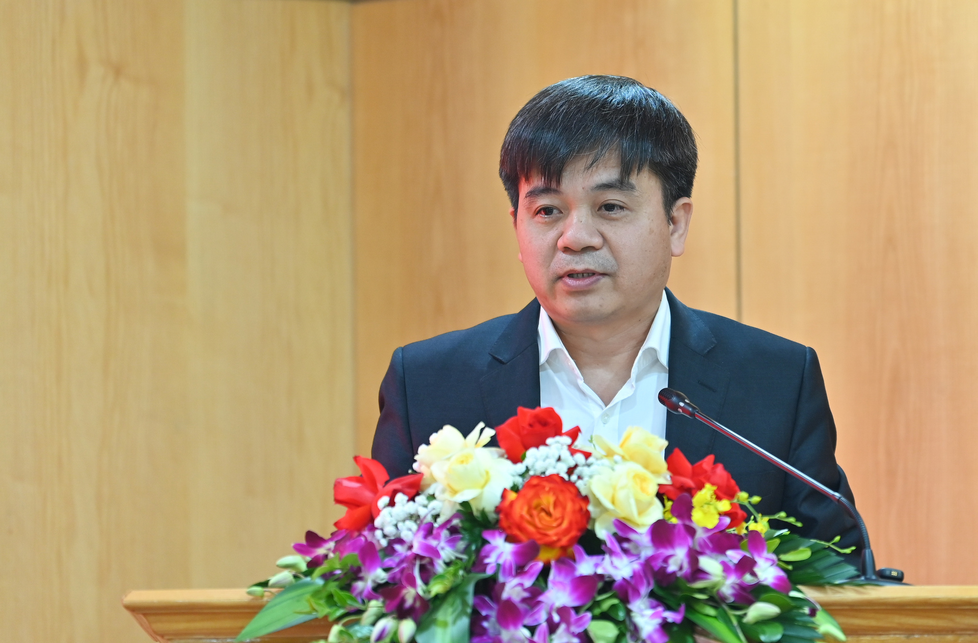 Chùm ảnh: Hội nghị tổng kết công tác Đảng năm 2025 và triển khai nhiệm vụ năm 2026 của Đảng bộ Bộ Công Thương - 17