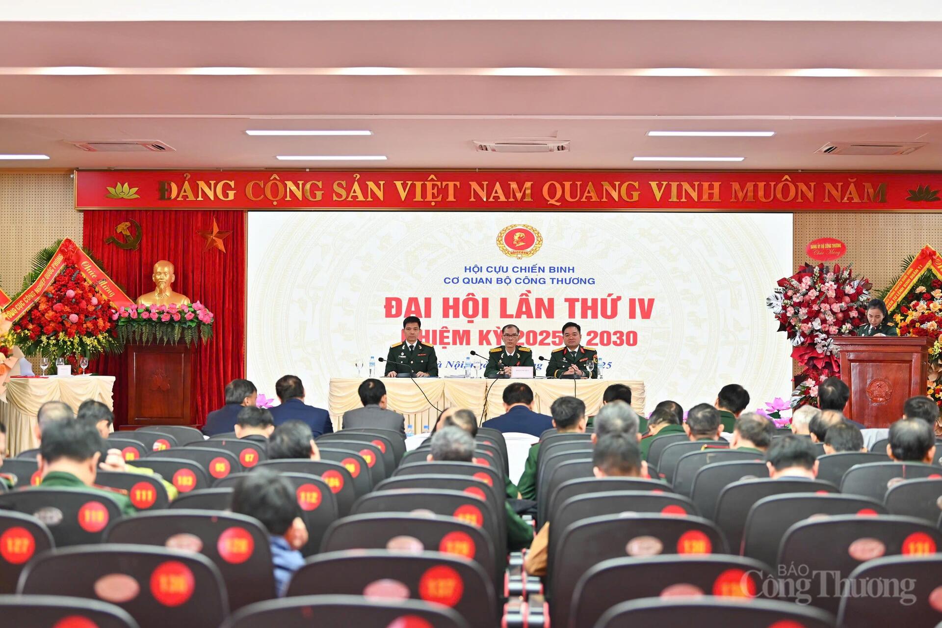 Tại Đại hội, nhiều đại biểu đã phát biểu, tham luận, đóng góp ý kiến để nhiệm kỳ tới, Hội Cựu Chiến binh Cơ quan Bộ Công Thương sẽ gặt hái được nhiều kết quả hơn nữa.