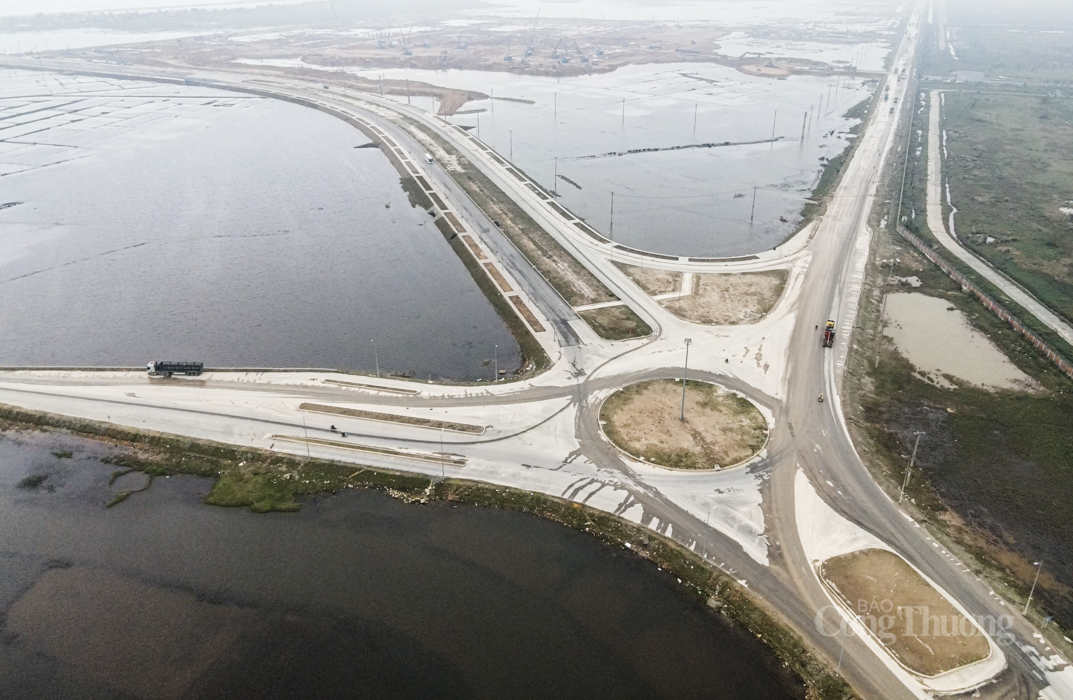 Nâng cấp hạ tầng khu kinh tế, Hà Tĩnh sẵn sàng ‘dọn tổ’ đón đại bàng - 1