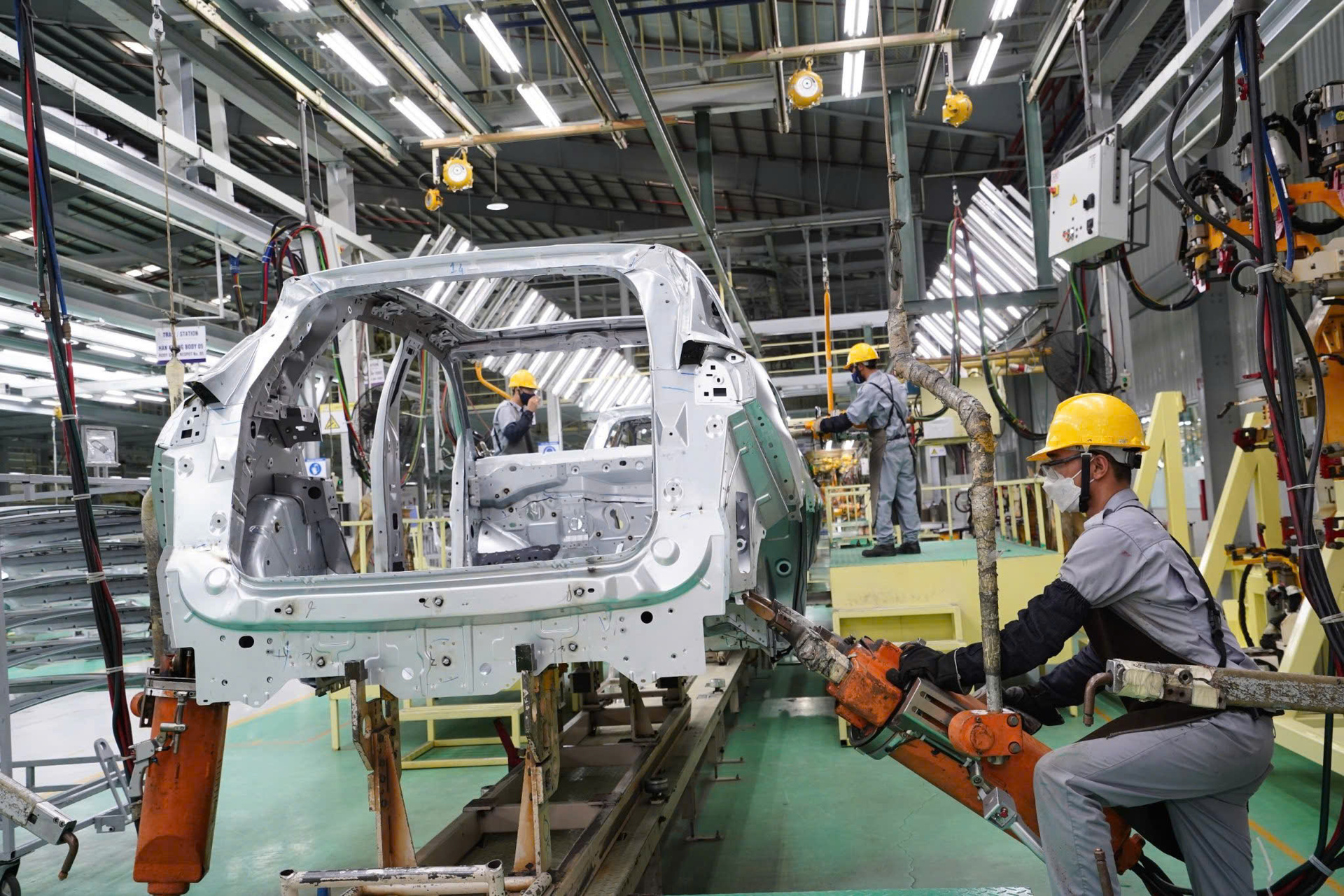 Thực tế năm 2025 cho thấy, thị trường xe điện Việt Nam bùng nổ, doanh nghiệp nội địa đã đạt quy mô sản xuất đủ lớn, với sản lượng vượt mốc 100.000 xe/năm. Ảnh: Cấn Dũng