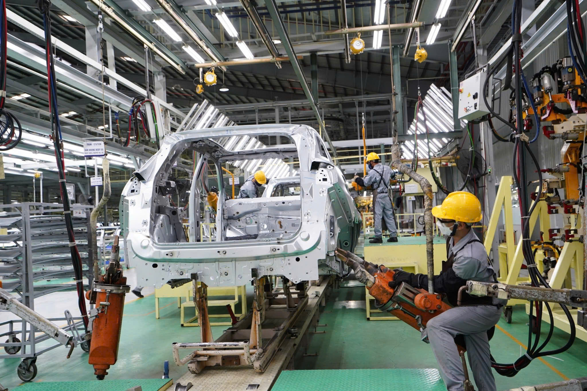 Nội địa hóa ô tô 2026: Cơ hội cho Việt Nam tự cường - 2