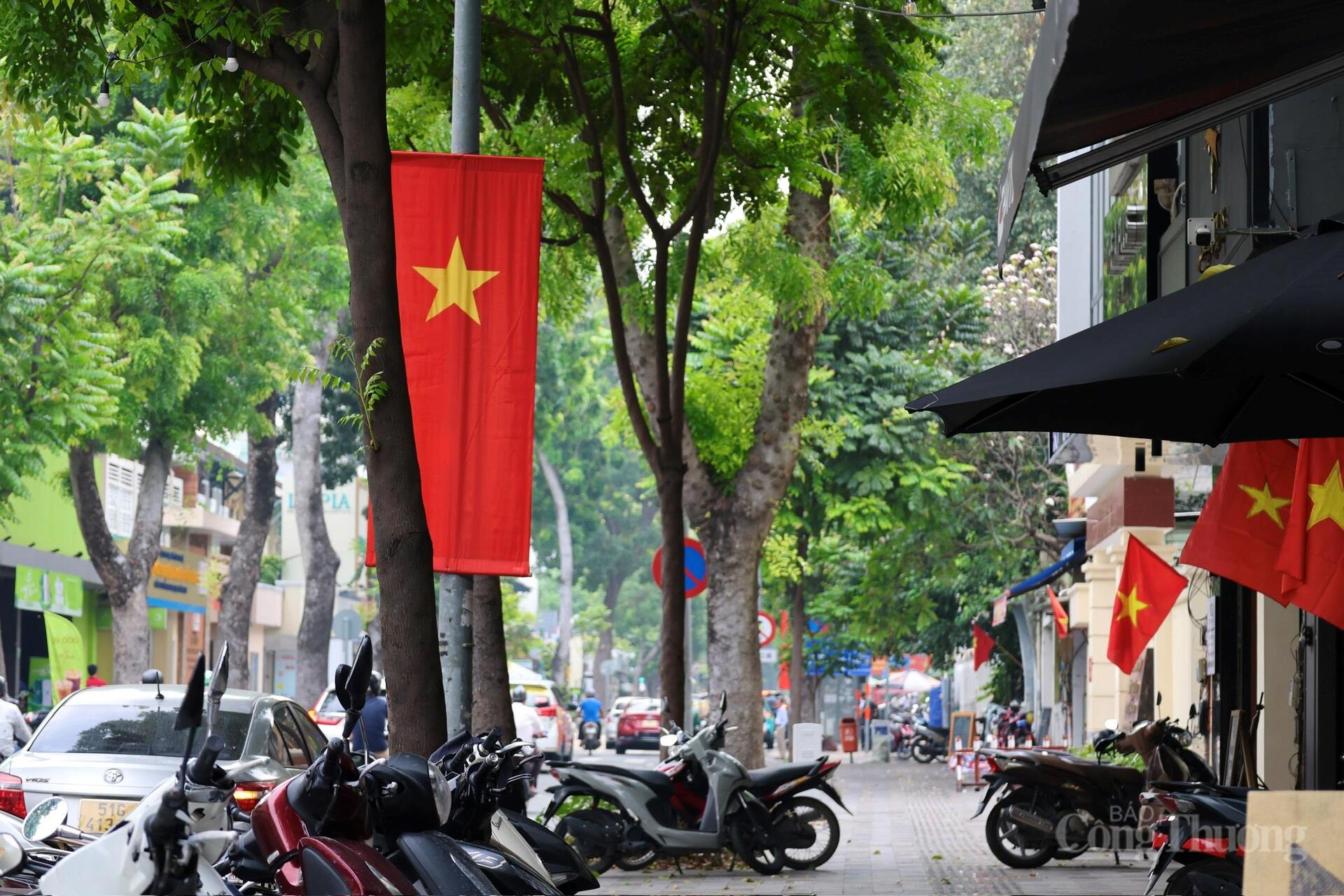 TP. Hồ Chí Minh: Rực rỡ, khí thế hướng tới Đại hội XIV của Đảng - 18