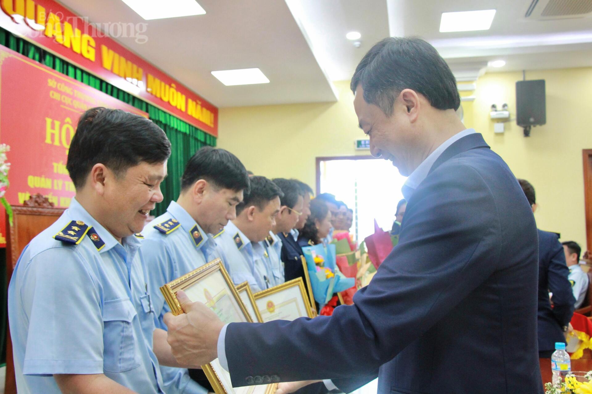 Chi cục Quản lý thị trường Gia Lai siết kỷ cương, tăng cường hành động - 13