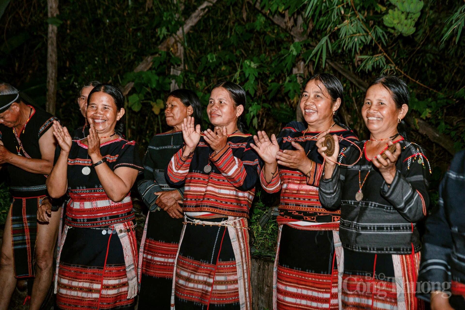 Niềm tin sắt son của người dân Gia Lai hướng về Đại hội XIV của Đảng - 2