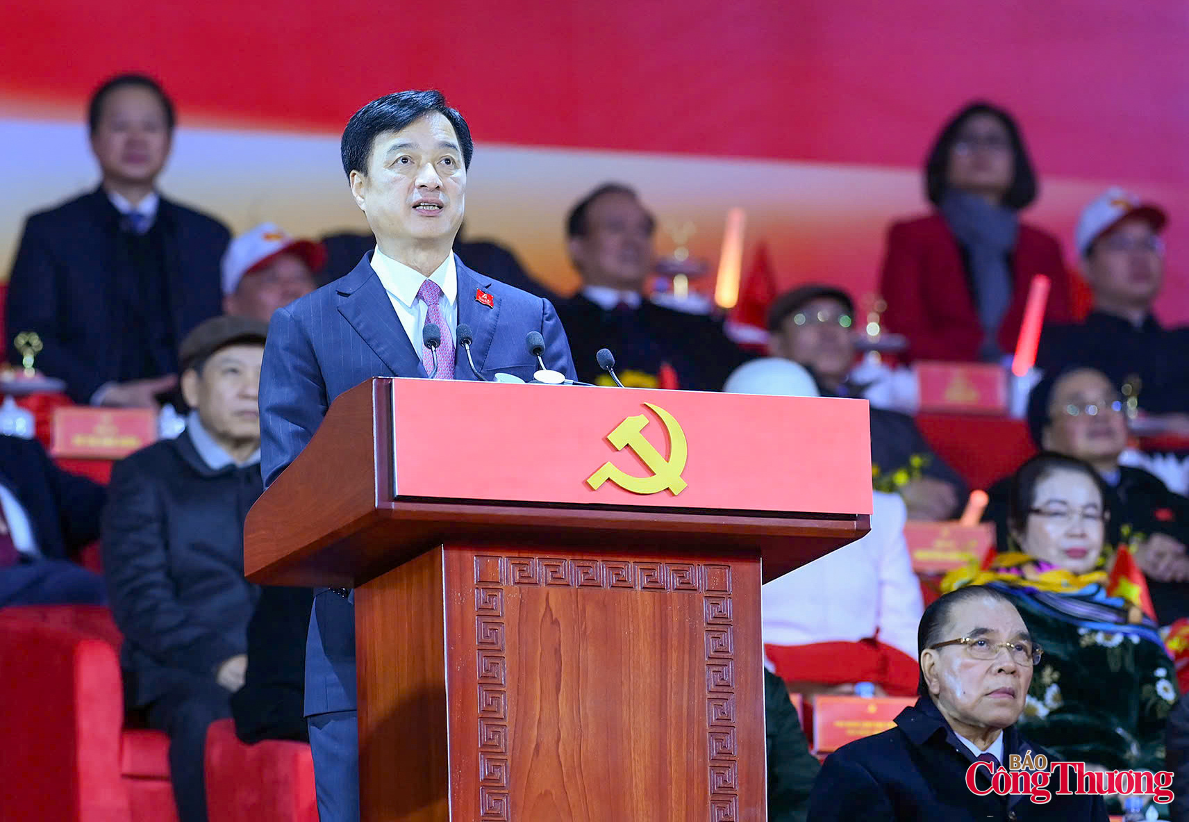 Chương trình nghệ thuật đặc biệt 'Dưới lá cờ vẻ vang của Đảng' - 3