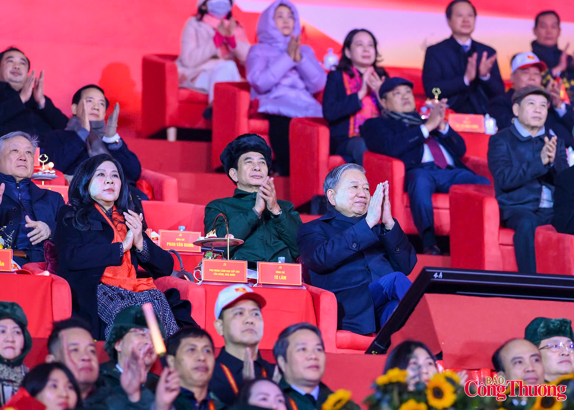 Chương trình nghệ thuật đặc biệt 'Dưới lá cờ vẻ vang của Đảng' - 2