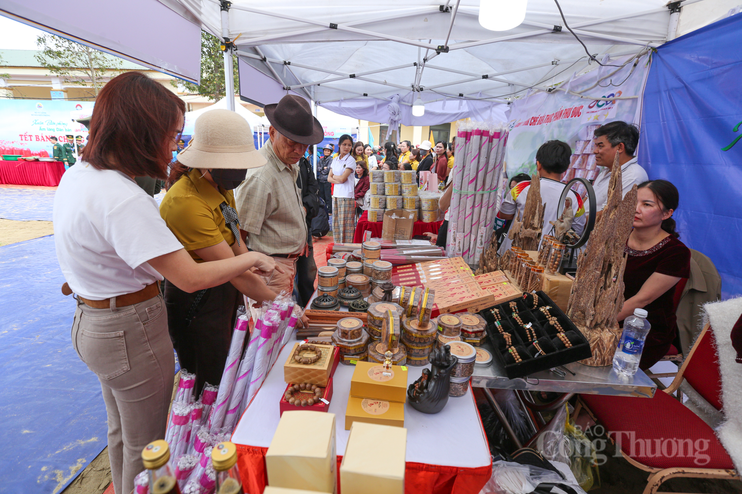 Ấm tình Xuân Biên phòng tại vùng cao Hà Tĩnh - 12