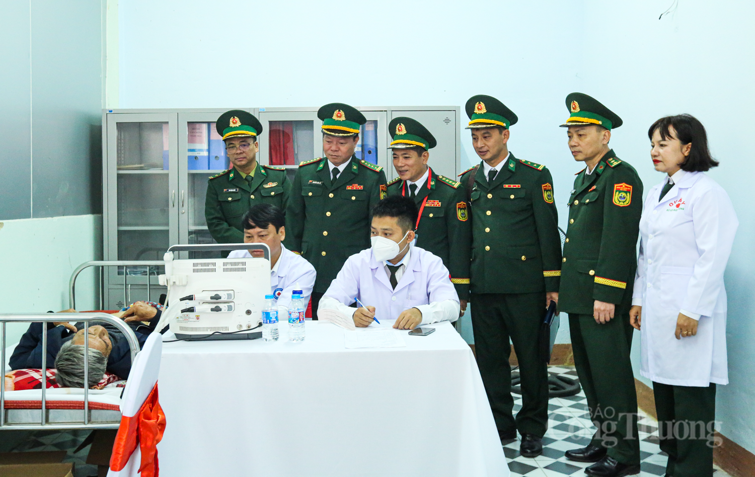 Ấm tình quân dân nơi biên giới Hà Tĩnh - 12