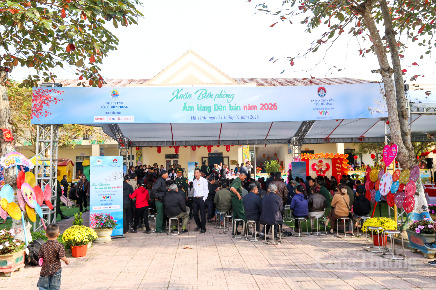 Ấm tình quân dân nơi biên giới Hà Tĩnh - 1