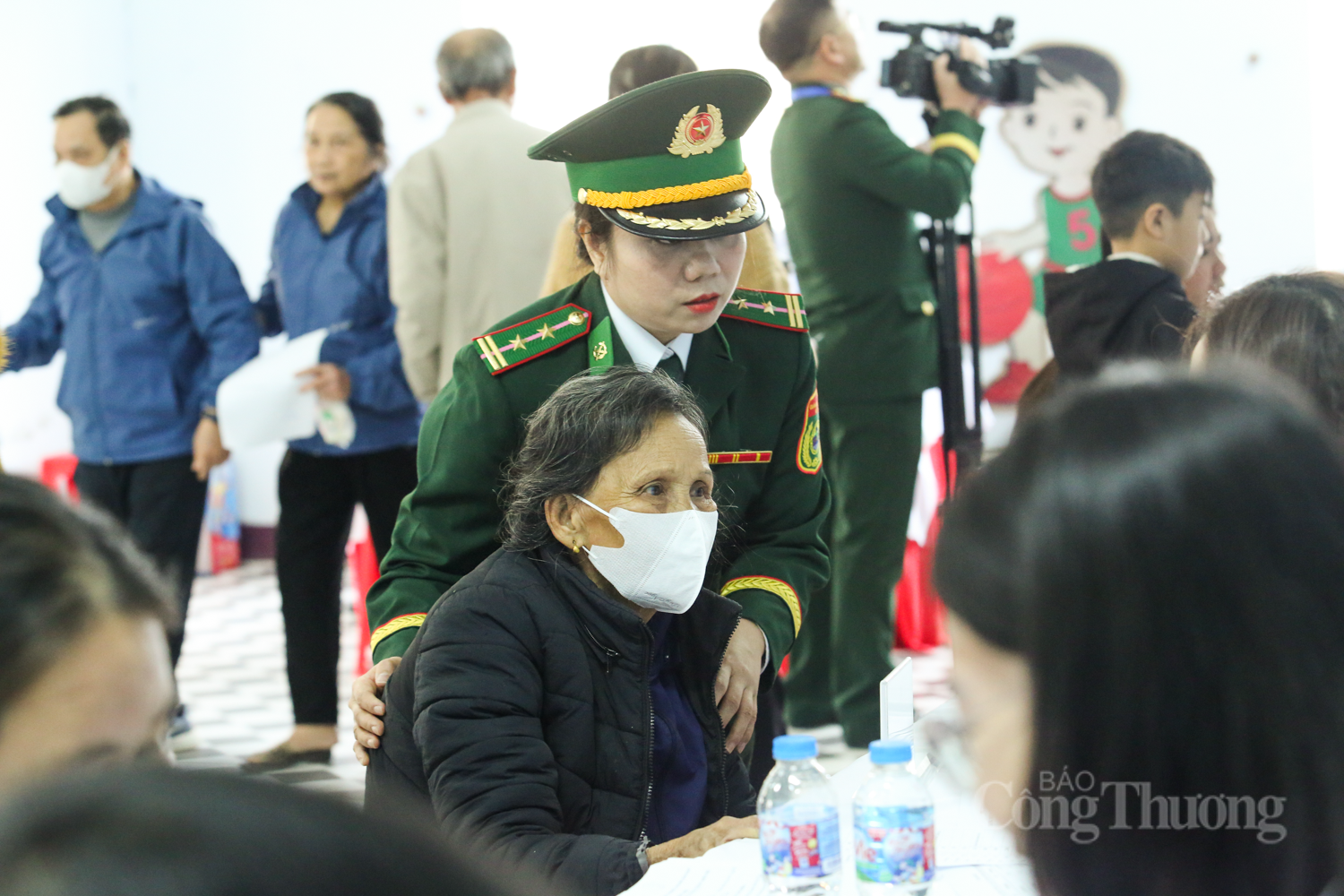 Ấm tình quân dân nơi biên giới Hà Tĩnh - 10