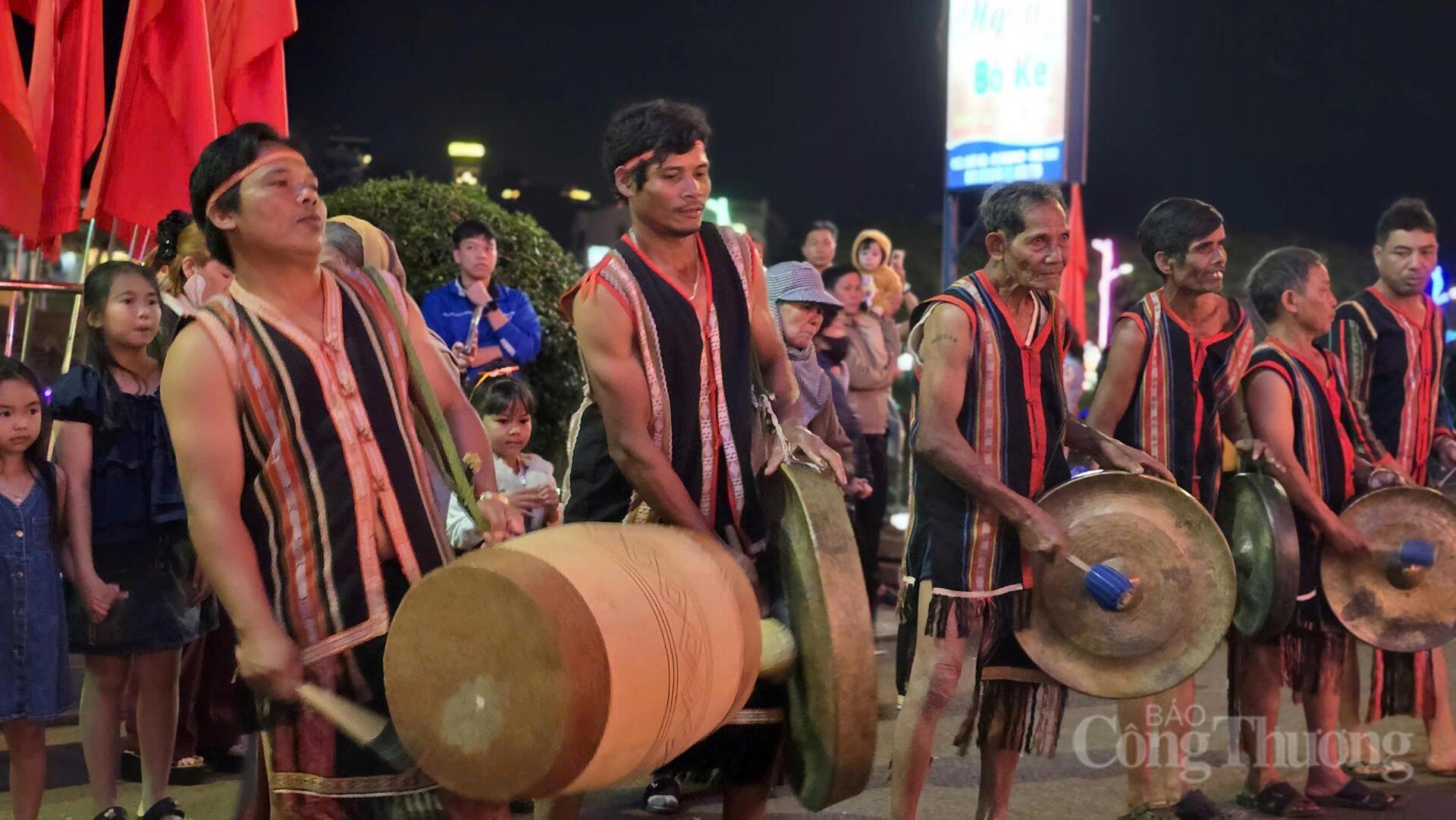 Gia Lai: Tiềm năng của mô hình phố đêm - 10