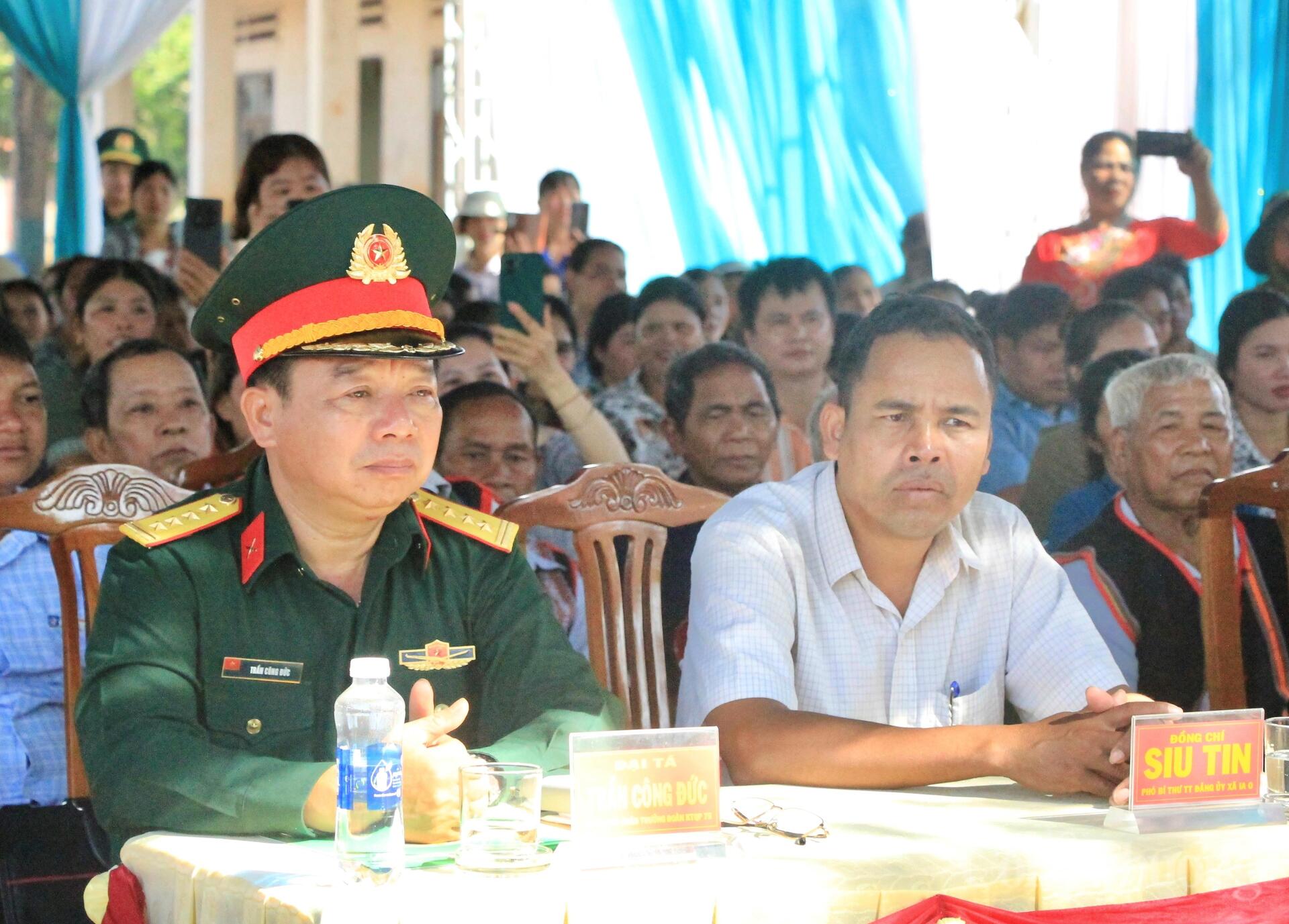 Gia Lai: Chăm lo Tết cho đồng bào biên giới Ia O - 3