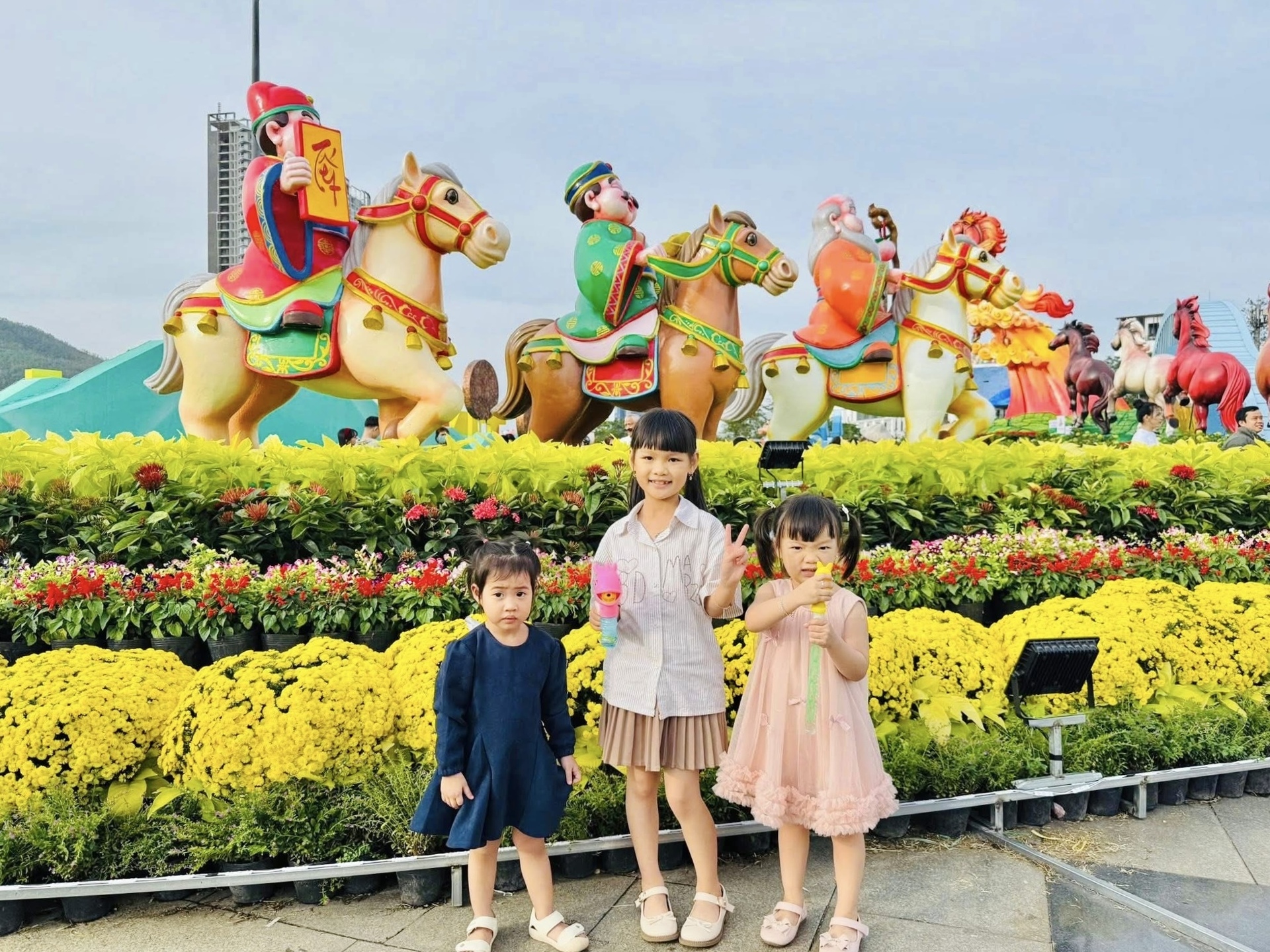 Gia Lai: Cụm linh vật gây 'sốt', hút khách tham quan - 6