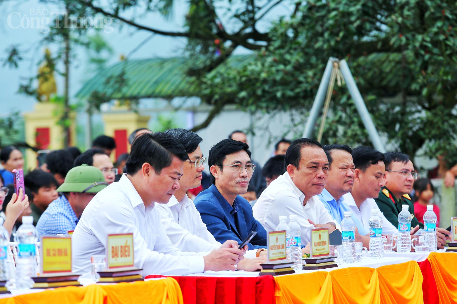 Độc đáo Lễ hội Tìm trâu và mở cửa rừng ở Hà Tĩnh - 2