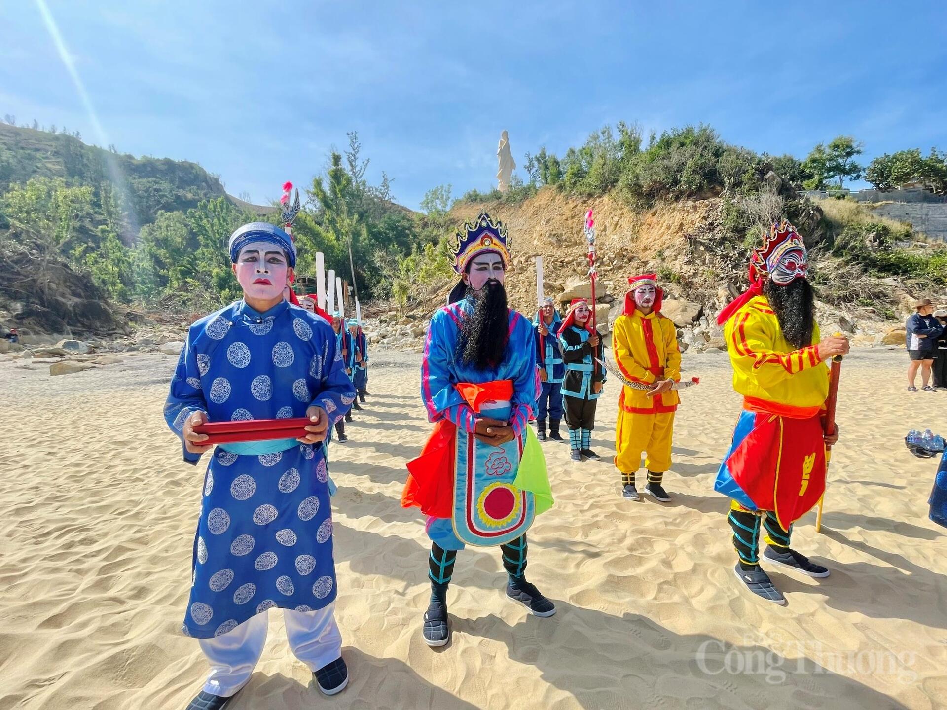 Đặc sắc lễ hội Cầu ngư  Vạn Đầm Xương Lý - 6