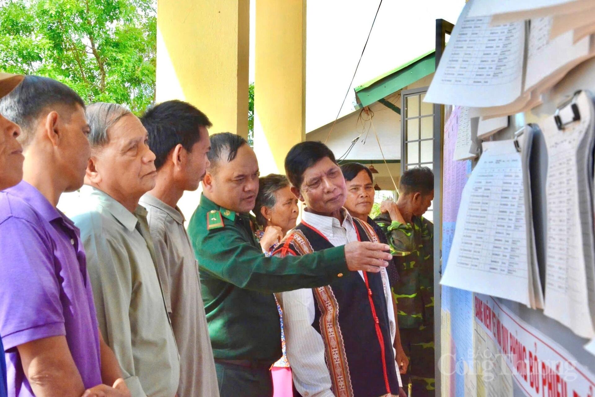 Ngày bầu cử ở vùng đất biên cương - 3