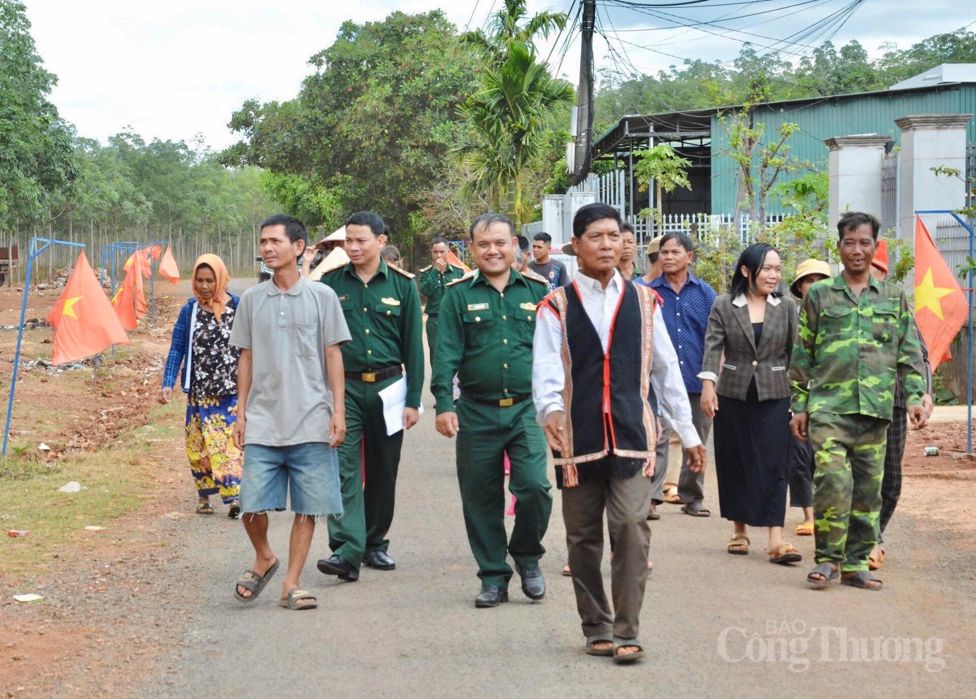 Ngày bầu cử ở vùng đất biên cương - 2