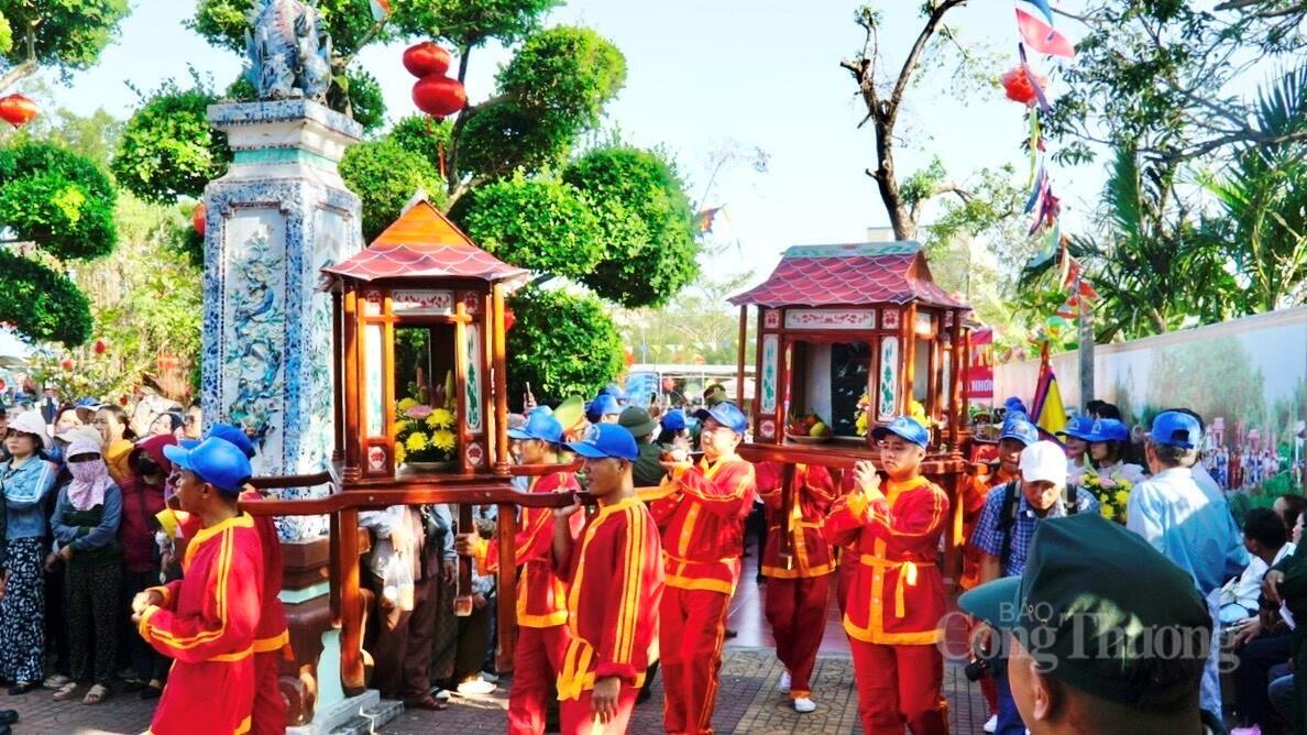 Gia Lai: Lễ hội Chùa Bà - Cảng thị Nước Mặn tôn vinh di sản văn hóa phi vật thể  - 7