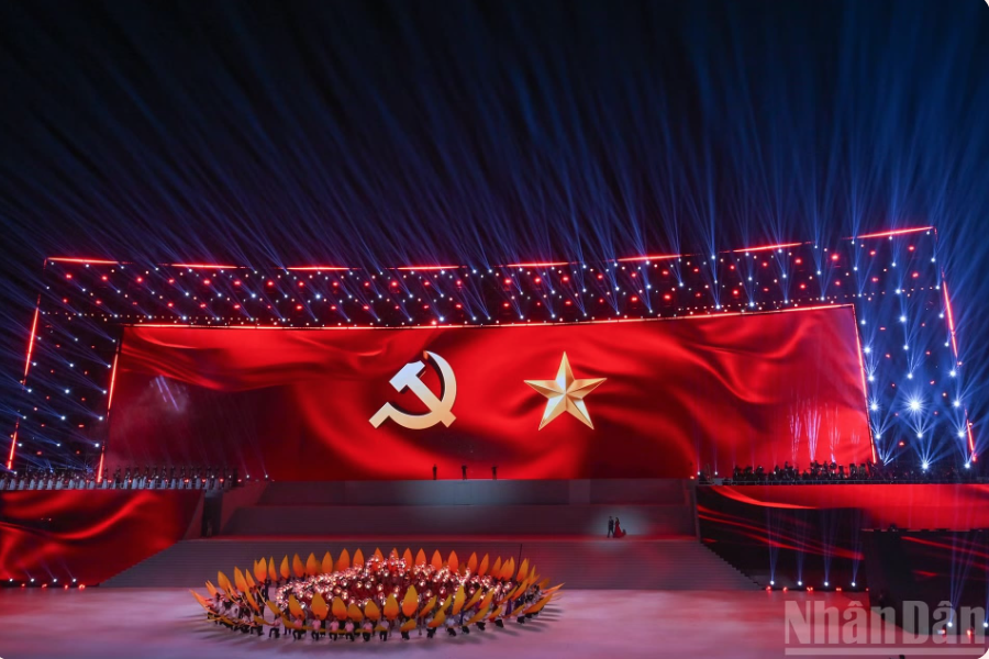 Công tác tuyên giáo và dân vận dẫn dắt tư tưởng, khơi dậy khát vọng phát triển - 16