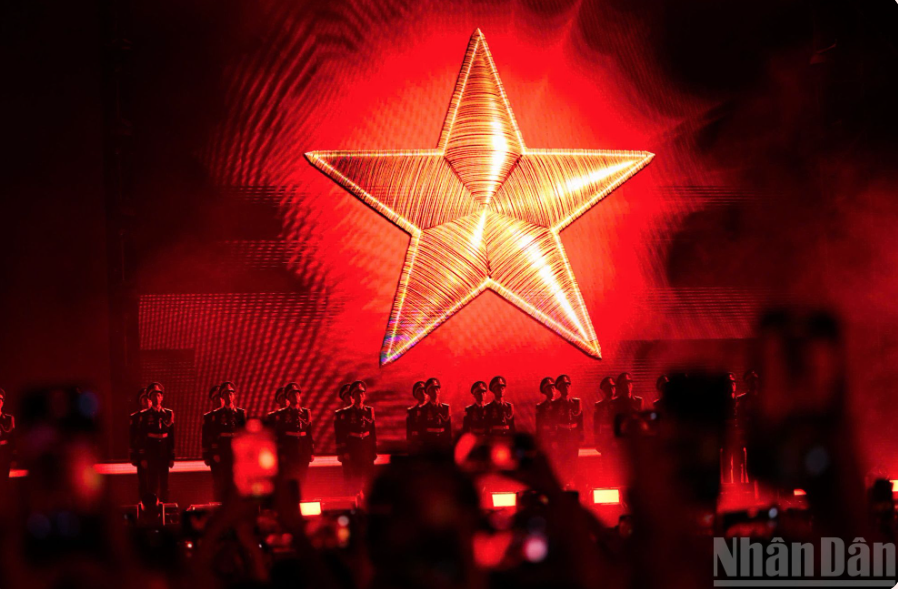 Công tác tuyên giáo và dân vận dẫn dắt tư tưởng, khơi dậy khát vọng phát triển - 14