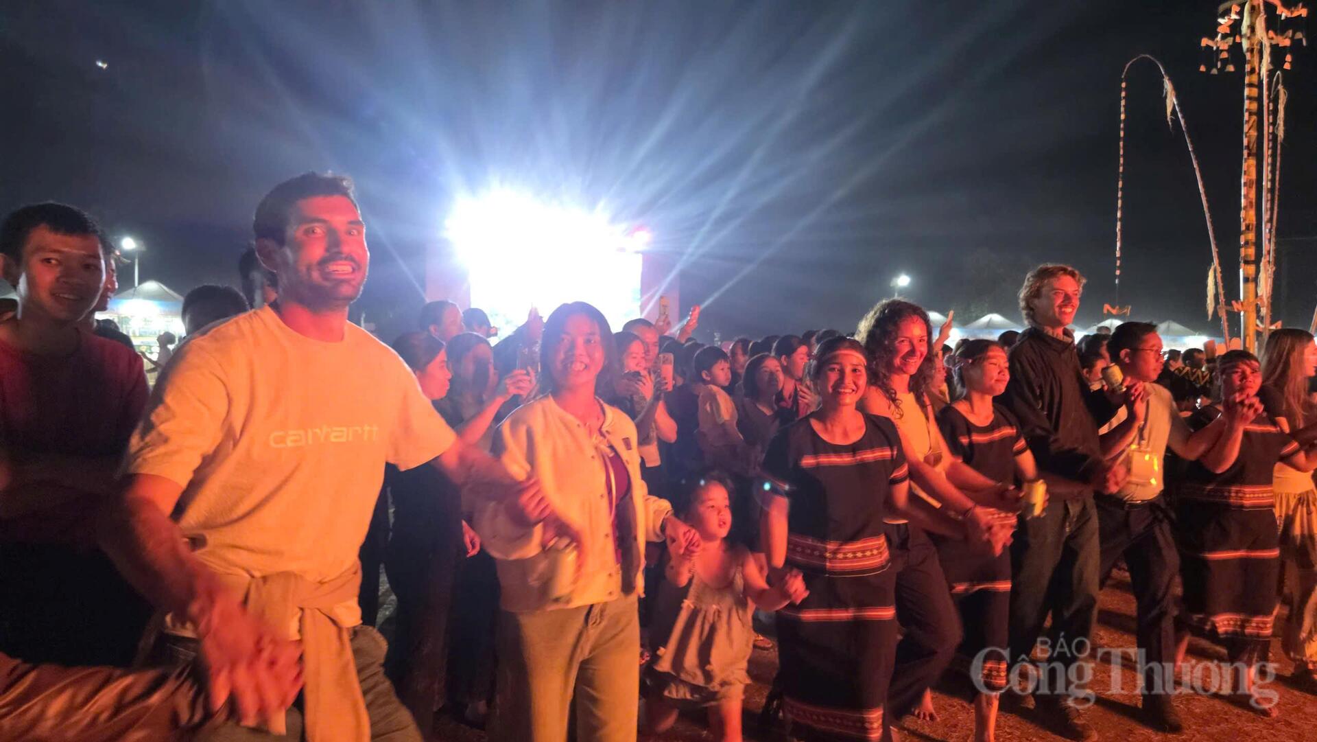 Lễ cúng rừng ở Gia Lai: Khi văn hóa thành đòn bẩy xúc tiến thương mại - 9