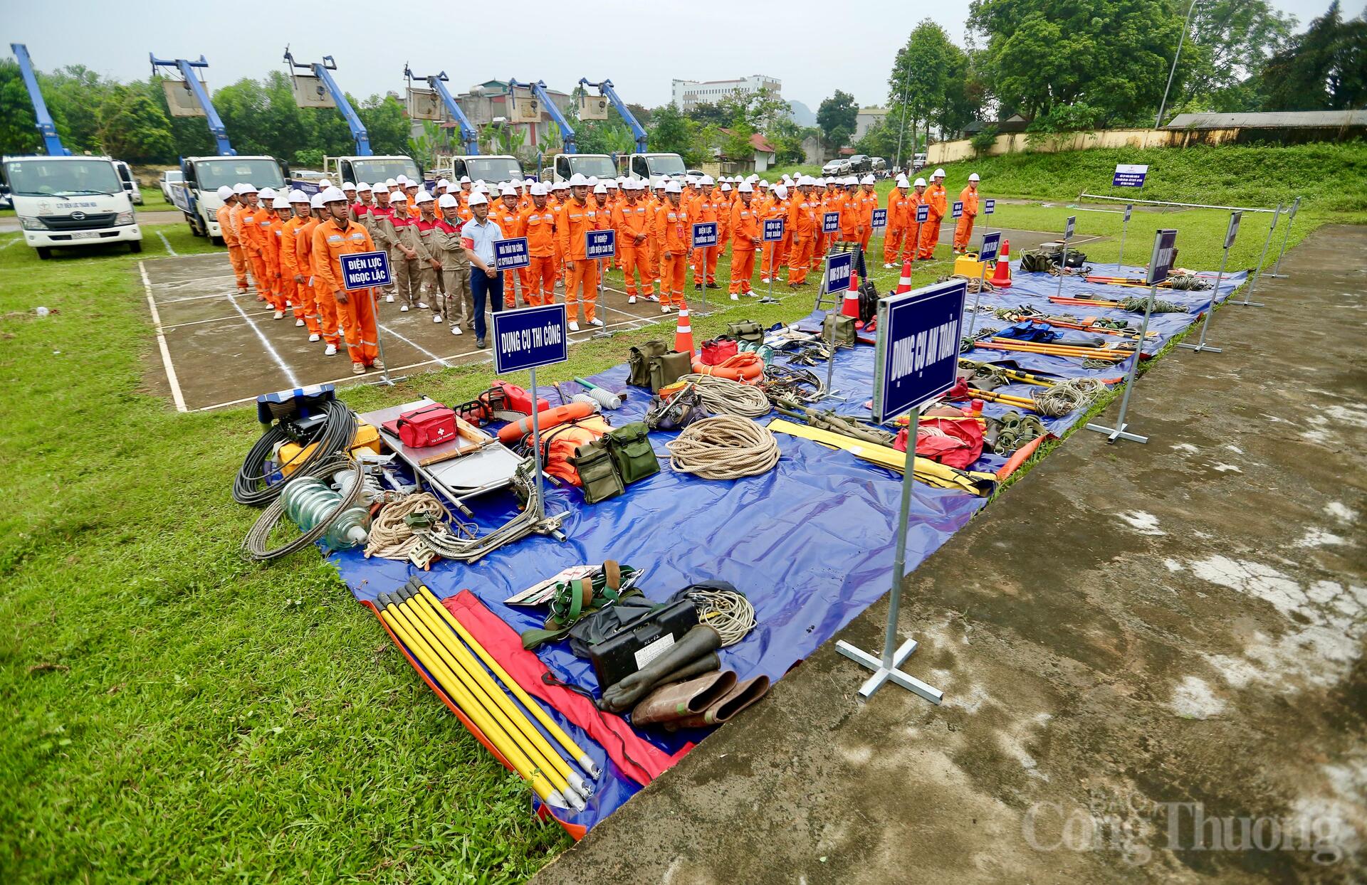 “Đây là nhiệm vụ quan trọng nhằm kiểm tra, đánh giá khả năng chỉ huy, điều hành; năng lực phối hợp giữa các lực lượng; đồng thời rèn luyện kỹ năng xử lý sự cố lưới điện trong điều kiện thiên tai phức tạp”, ông Hậu chia sẻ.