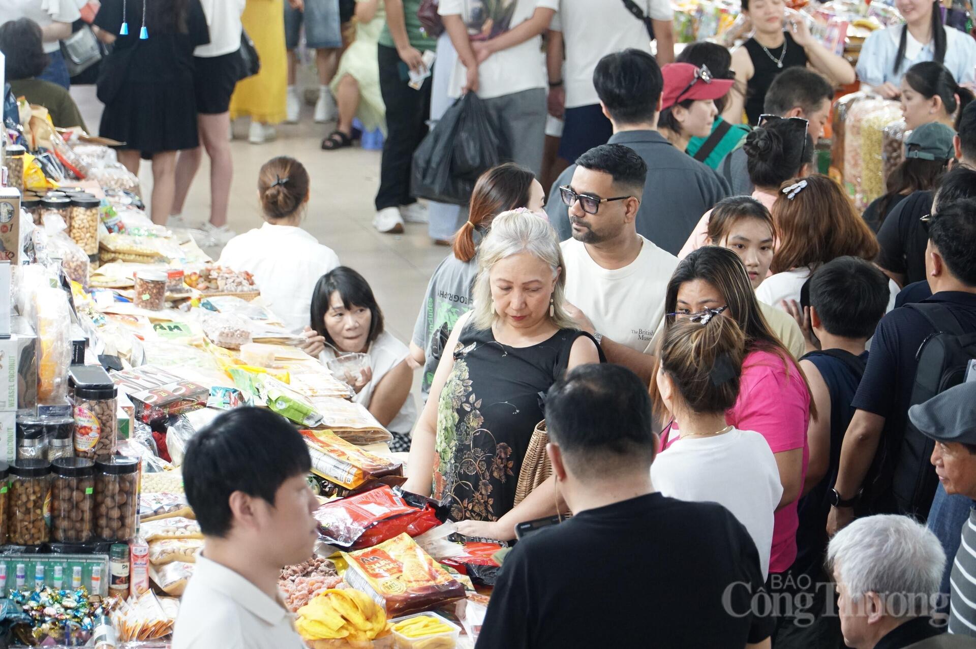 Sôi động chợ du lịch Đà Nẵng dịp Giỗ Tổ Hùng Vương - 3