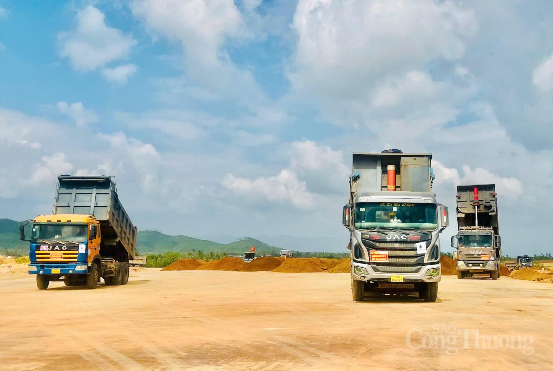 'Vượt nắng, thắng mưa' trên đại dự án nâng cấp sân bay 3.200 tỷ đồng - 17
