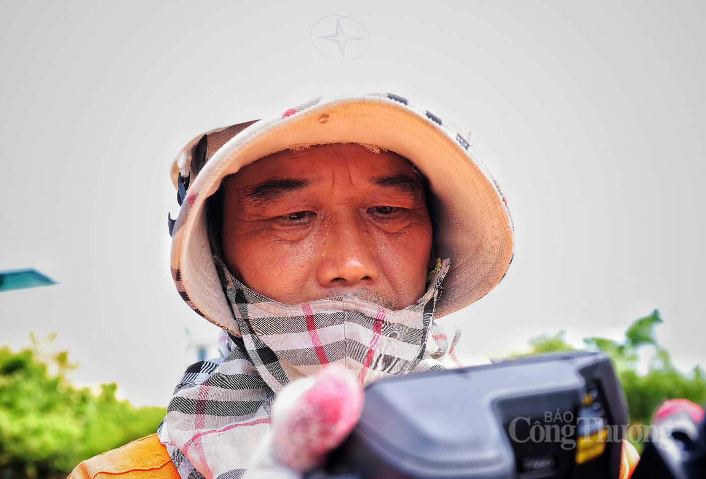 Căng mình trên 'chảo lửa' Hà Tĩnh, giữ vững mạch điện quốc gia - 2