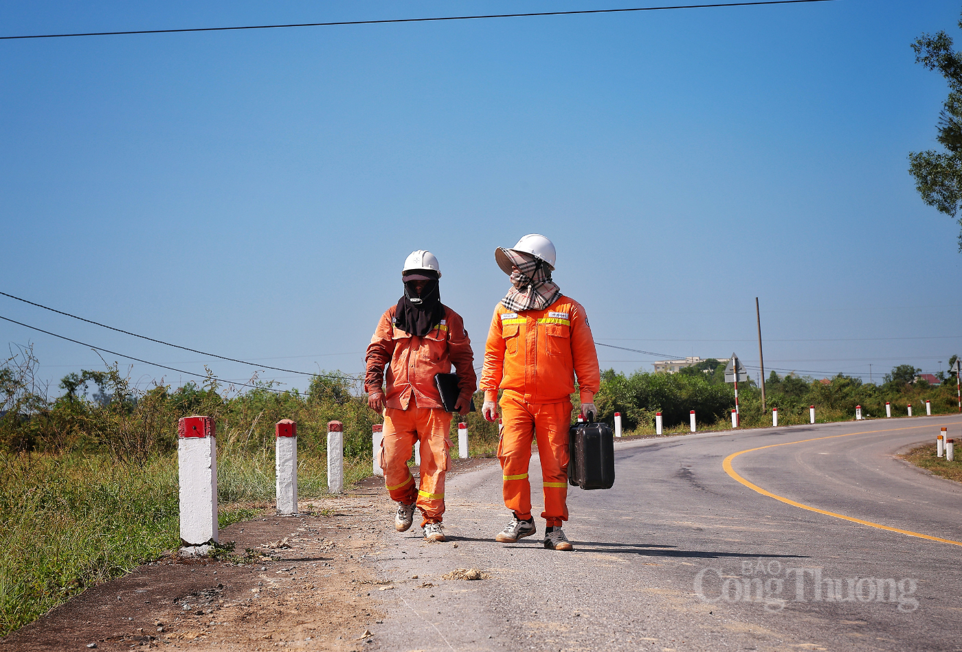 Căng mình trên 'chảo lửa' Hà Tĩnh, giữ vững mạch điện quốc gia - 9