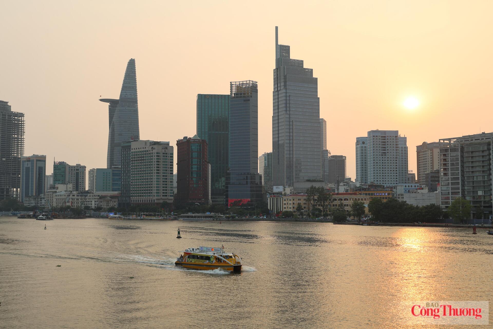 TP. Hồ Chí Minh: Vun đắp 'thế trận lòng dân' cho chặng đường phát triển mới - 9