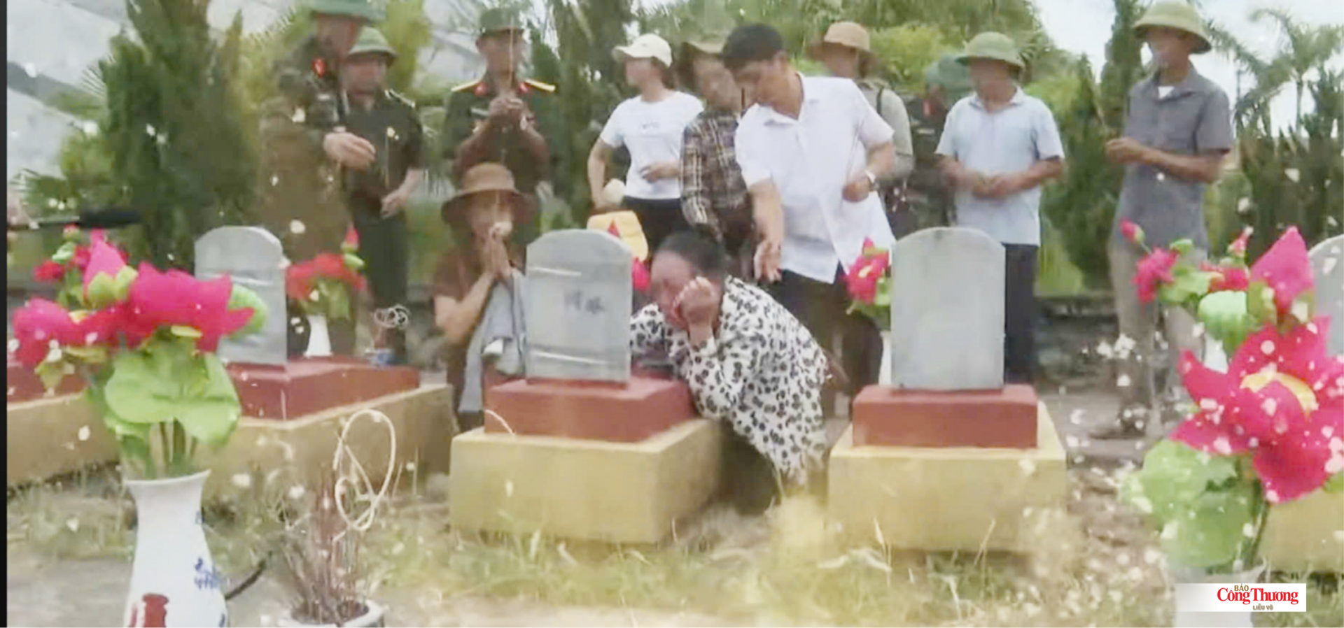 Đại đoàn kết Việt – Lào trên hành trình đưa liệt sĩ trở về Tổ quốc - Bài 3: Trở về trong nghi lễ trang nghiêm - 4