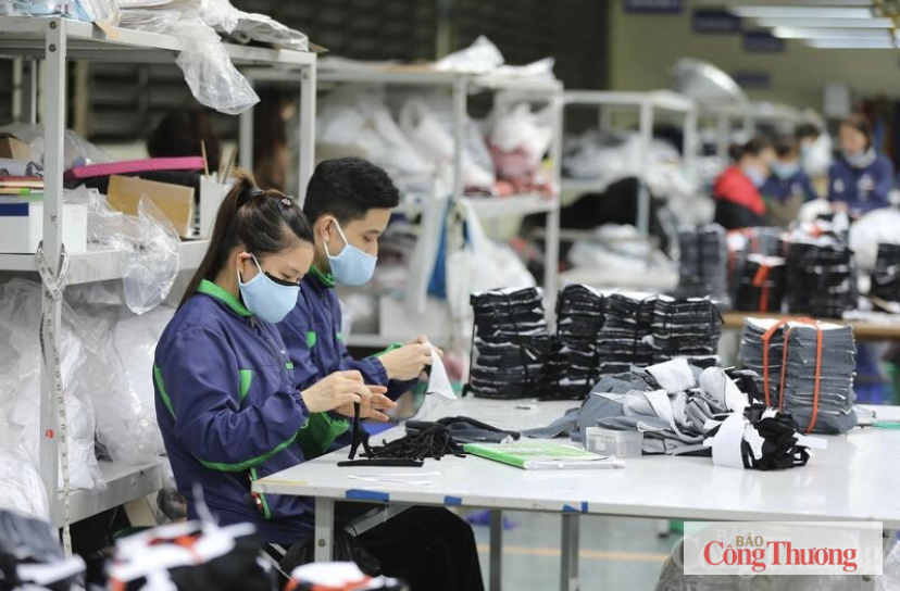 Những 'đêm trắng' mở đường đưa hàng Việt ra thế giới - Bài 3: Trạm cảnh báo sớm' trên mặt trận thương mại - 12