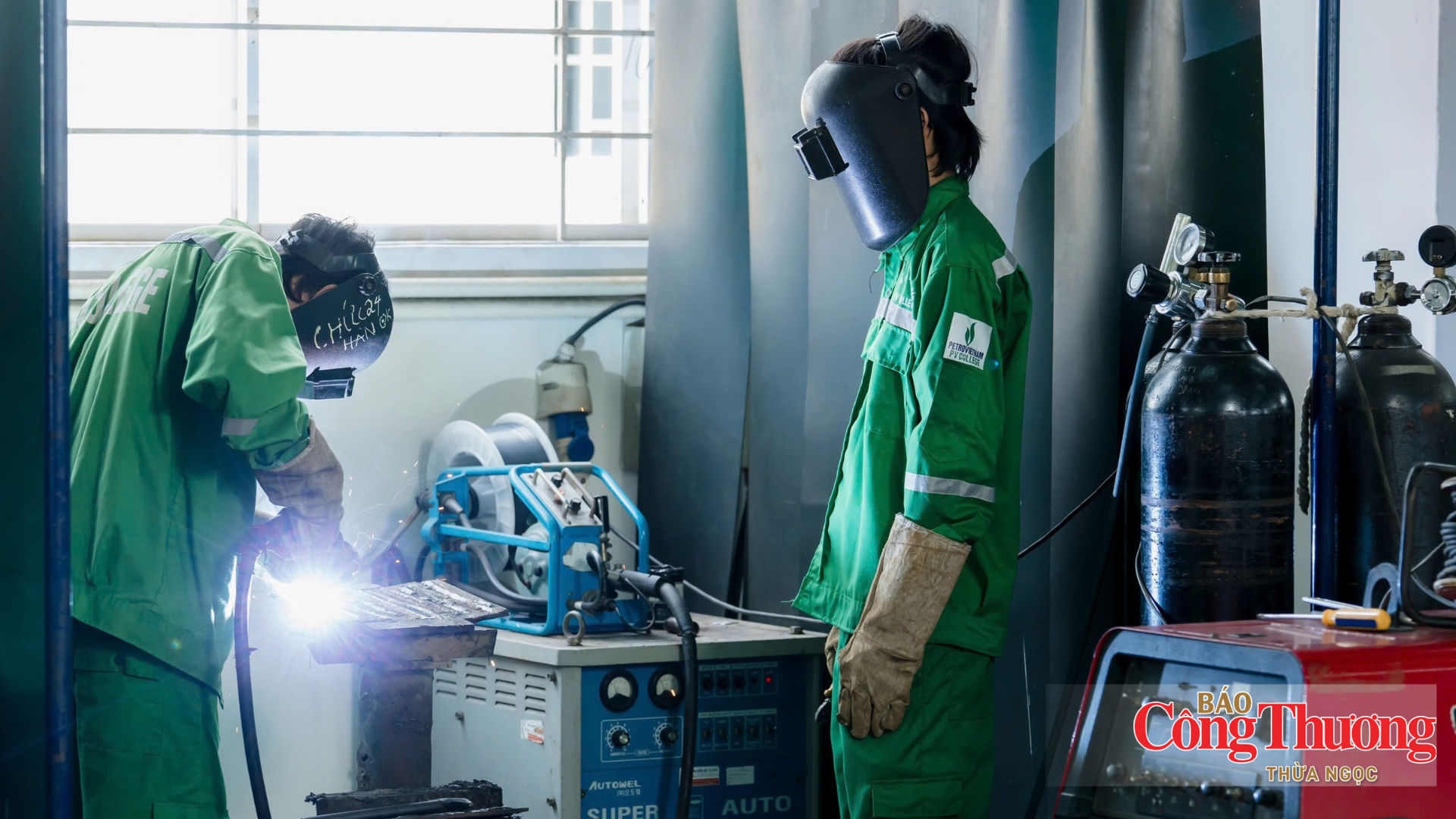 Nâng chất lượng đào tạo nhân lực ngành dầu khí - 6