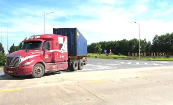 Phát triển cụm công nghiệp: Bài 2 - Vì sao nên nỗi?