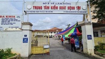 Vụ Việt Á: Bắt tạm giam 2 nhân viên CDC tỉnh Lâm Đồng